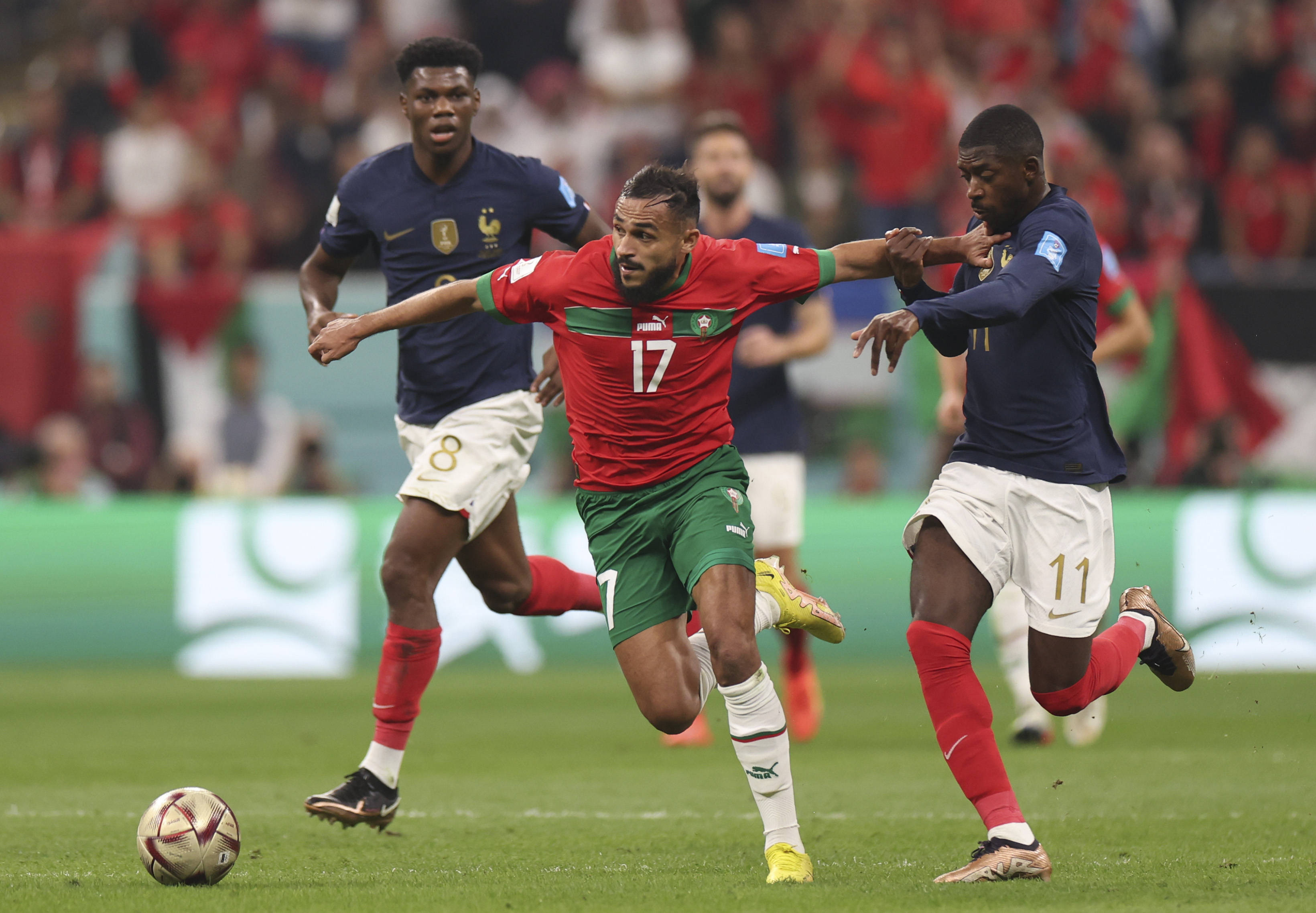 界讨论的焦 界讨论的焦