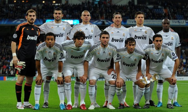 摩尔的准绝 摩尔的准绝