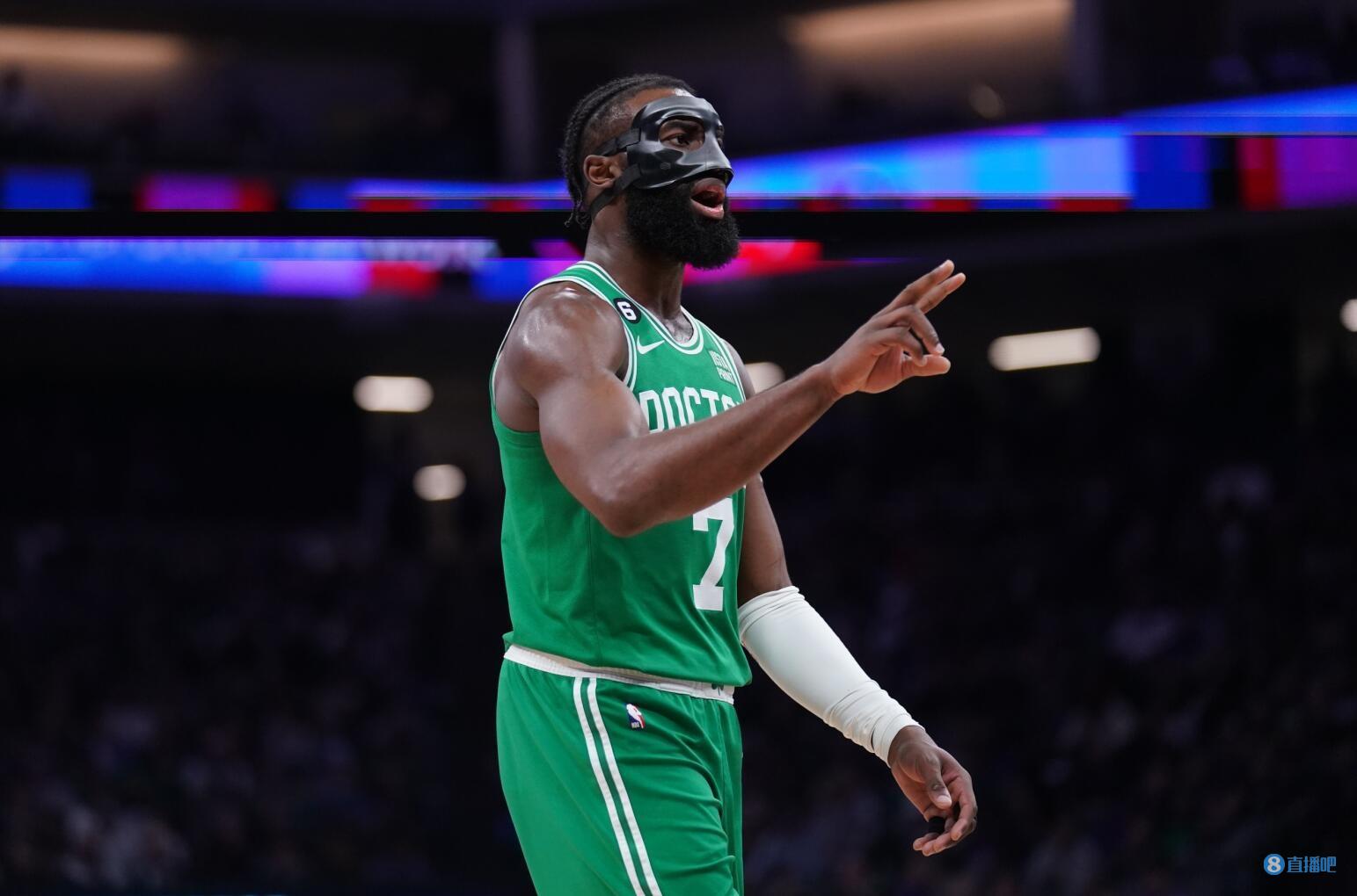 更是围绕 更是围绕