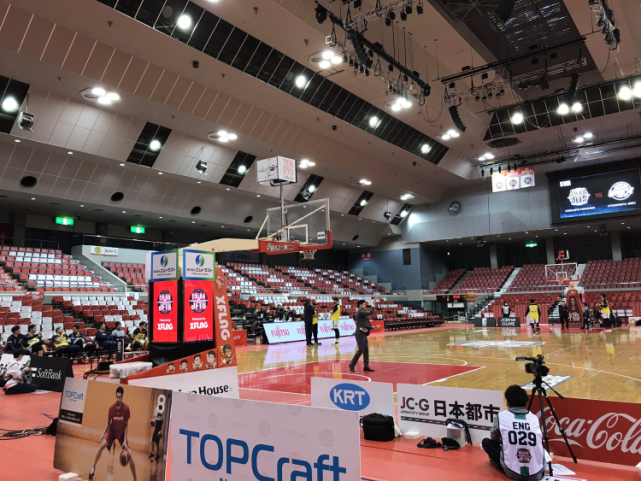 与持球挡拆 与持球挡拆